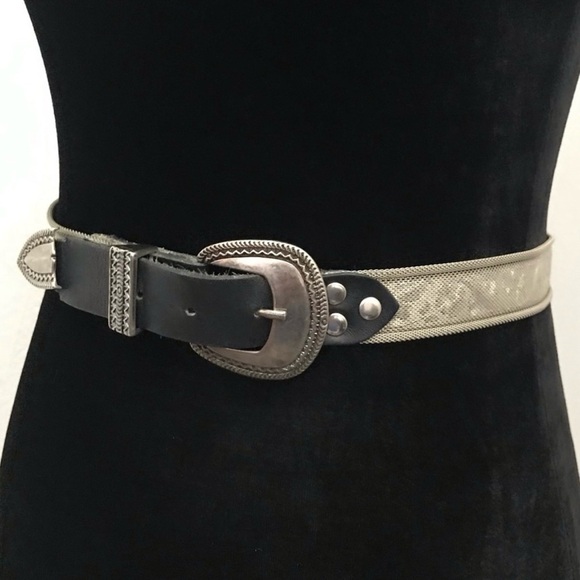 Vintage Silver Floral Embossed Mesh and Black Leather Belt, Size XS - Picture 1 of 13